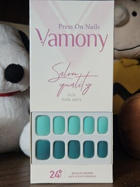 Vamony Press On Nails